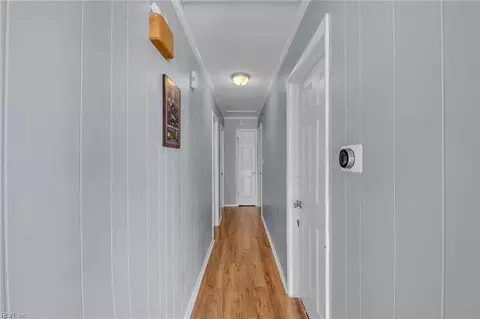 Entry Way - 508 Middleboro Ter, Hampton, VA 23661 photo 2 of 3