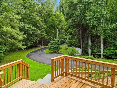 Exterior - 7492 Devon Lane, Manassas, VA 20112 photo 4 of 11