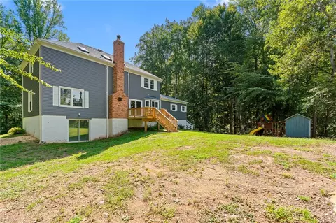 Exterior - 7492 Devon Lane, Manassas, VA 20112 photo 8 of 11