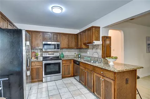 Kitchen - 2532 Lanier St, Chesapeake, VA 23324 photo 2 of 6