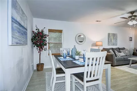 Dining - 2532 Lanier St, Chesapeake, VA 23324 photo 2 of 5