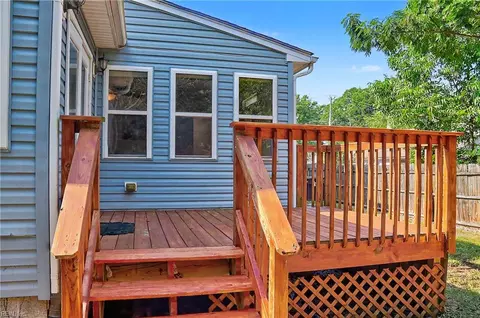 Exterior - 2532 Lanier St, Chesapeake, VA 23324 photo 6 of 11