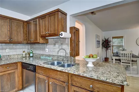 Kitchen - 2532 Lanier St, Chesapeake, VA 23324 photo 4 of 6
