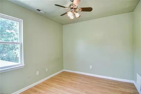 Bedroom - 2532 Lanier St, Chesapeake, VA 23324 photo 6 of 9