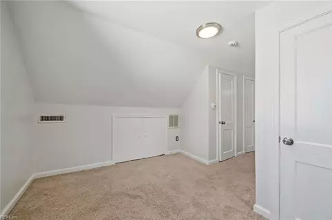 Bedroom - 607 Lee St, Hampton, VA 23669 photo 5 of 7
