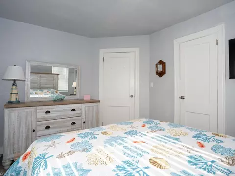 Bedroom - 39 W Sunset Rd, Hampton, VA 23669 photo 2 of 8