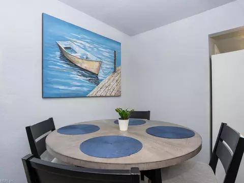 Dining - 39 W Sunset Rd, Hampton, VA 23669 photo 2 of 2