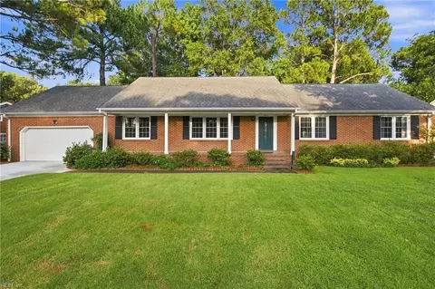 4616 Red Coat Rd, Virginia Beach, VA 23455