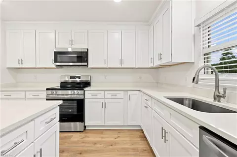 Kitchen - 112 Buckroe Ave, Hampton, VA 23664 photo 2 of 6