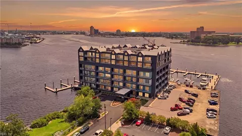 40 Rader St #504, Norfolk, VA 23510