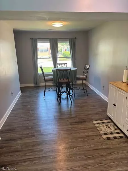 Dining - 132 Fort Worth St, Hampton, VA 23669 photo 1 of 1