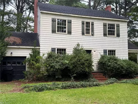 4606 High St W, Portsmouth, VA 23703