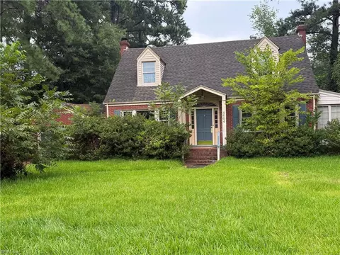 4604 High St W, Portsmouth, VA 23703