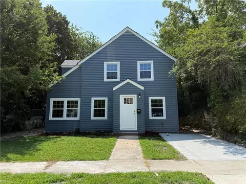 12 Afton Pw Pkwy, Portsmouth, VA 23702