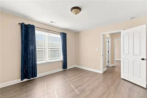 Bedroom - 319 Maplewood St, Hampton, VA 23669 photo 2 of 7