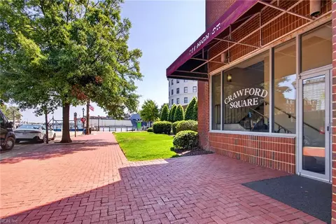 111 High St #402, Portsmouth, VA 23704