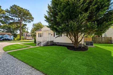 Exterior - 65 Cavalier Rd, Hampton, VA 23669 photo 3 of 7