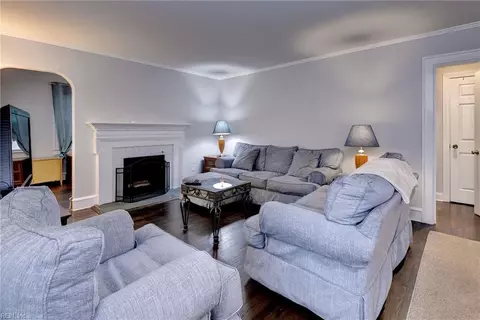 Living - 135 Pochin Pl, Hampton, VA 23661 photo 1 of 2
