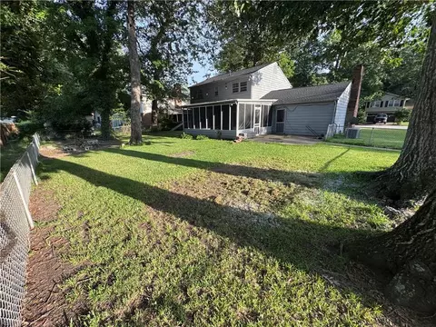 Exterior - 1039 Windjammer Dr, Hampton, VA 23669 photo 8 of 11
