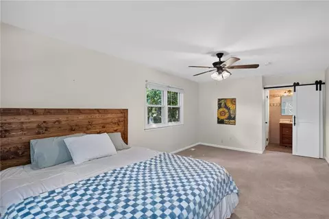 Bedroom - 305 N Starfish Ct, Hampton, VA 23669 photo 5 of 6