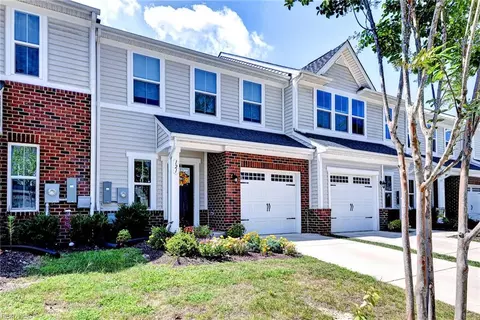 121 De La Warr Arch Arch, Williamsburg, VA 23185