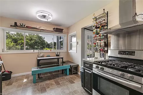 Kitchen - 423 W Gilbert St, Hampton, VA 23669 photo 2 of 3