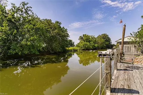 View/Area - 423 W Gilbert St, Hampton, VA 23669 photo 2 of 2