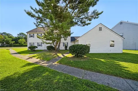 1401 Wentworth Dr #103, Virginia Beach, VA 23453