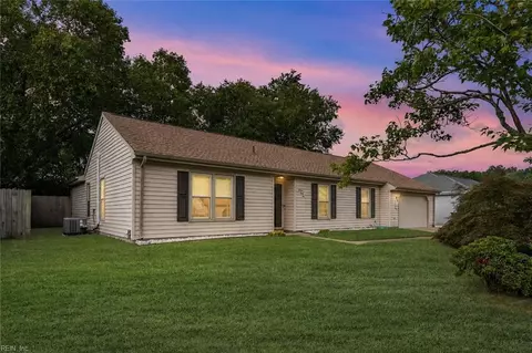 1145 Warner Hall Dr, Virginia Beach, VA 23454