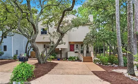3945 W Stratford Rd, Virginia Beach, VA 23455