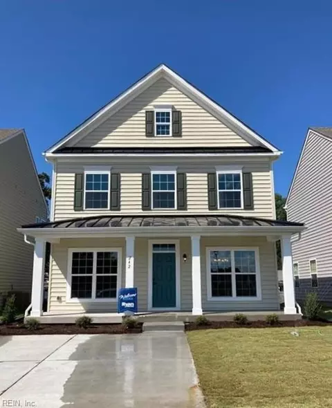 242 Goldenstar Ln, Portsmouth, VA 23701
