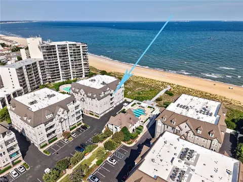 2317 Mariners Mark Way #401, Virginia Beach, VA 23451