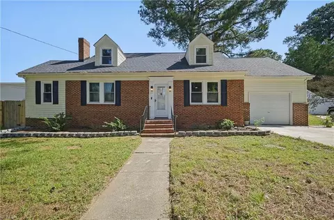 3121 Rolen Dr, Portsmouth, VA 23703