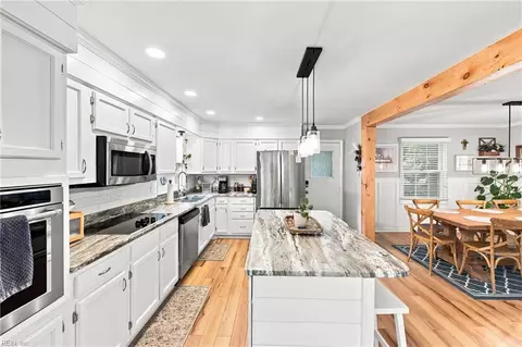 Kitchen - 1610 Colonial Ave, Smithfield, VA 23430 photo 1 of 4