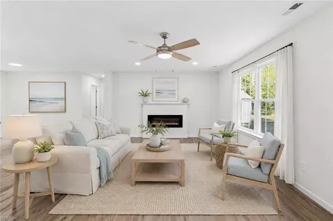 Living - 5738 Hickory Fork Rd, Gloucester, VA 23061 photo 1 of 4