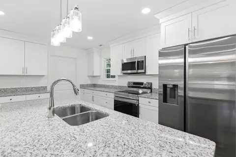 Kitchen - 5738 Hickory Fork Rd, Gloucester, VA 23061 photo 3 of 6