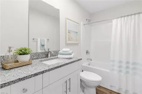 Bath - 5738 Hickory Fork Rd, Gloucester, VA 23061 photo 1 of 5