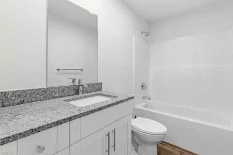 Bath - 5738 Hickory Fork Rd, Gloucester, VA 23061 photo 2 of 5