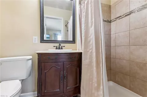 Bath - 3211 Custer Ct, Hampton, VA 23666 photo 5 of 5