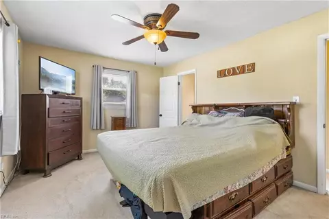 Bedroom - 3211 Custer Ct, Hampton, VA 23666 photo 5 of 7