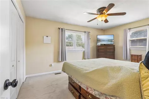 Bedroom - 3211 Custer Ct, Hampton, VA 23666 photo 4 of 7
