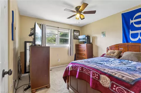 Bedroom - 3211 Custer Ct, Hampton, VA 23666 photo 2 of 7
