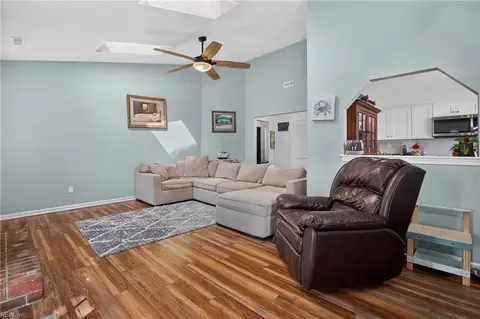 997 Culver Ln, Virginia Beach, VA 23454