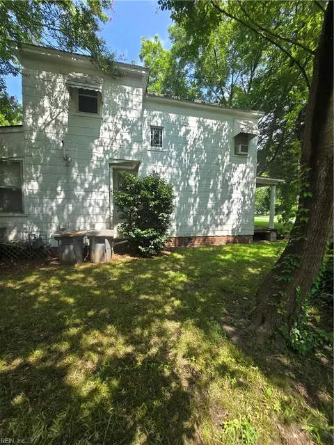 225 Atlantic Ave, Hampton, VA 23664 photo 3