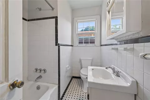 Bath - 113 Halifax St, Suffolk, VA 23434 photo 1 of 3