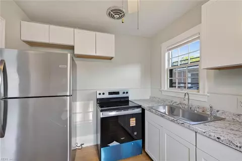 Kitchen - 113 Halifax St, Suffolk, VA 23434 photo 1 of 1