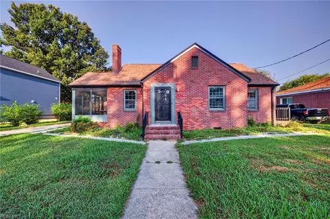 113 Halifax St, Suffolk, VA 23434