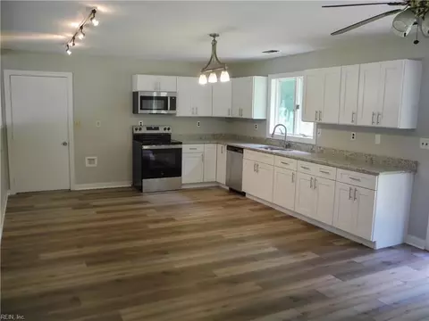 Kitchen - 4476 Noahs Ln, Gloucester, VA 23061 photo 1 of 3