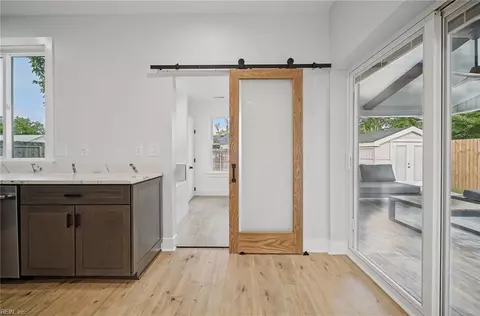 Entry Way - 409 Sharp St, Virginia Beach, VA 23452 photo 2 of 2