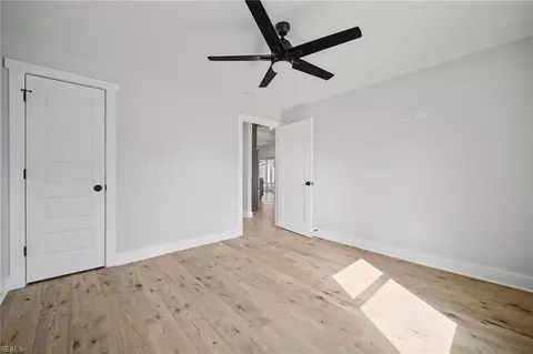 Bedroom - 409 Sharp St, Virginia Beach, VA 23452 photo 2 of 4
